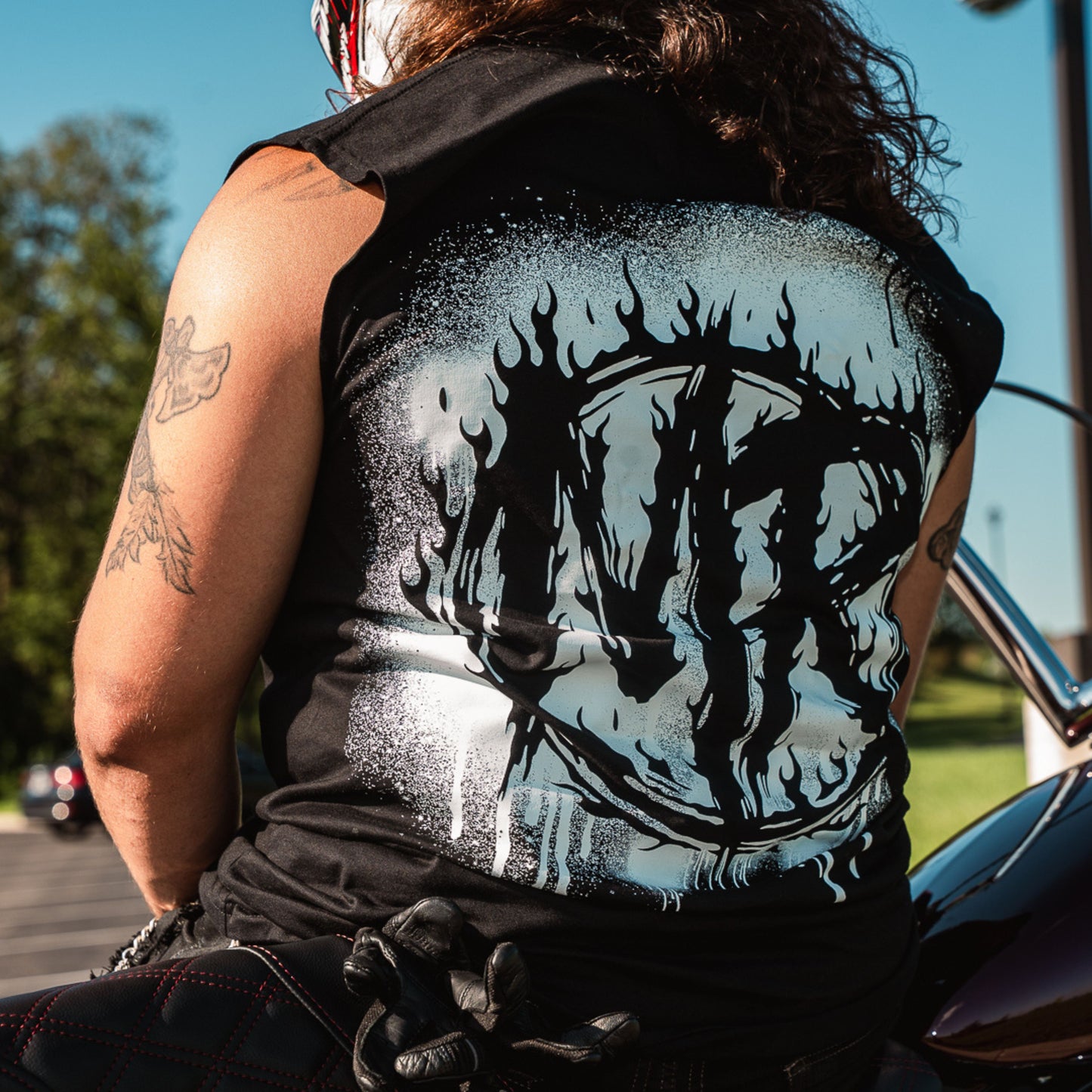 SPRAY PAINT TEE
